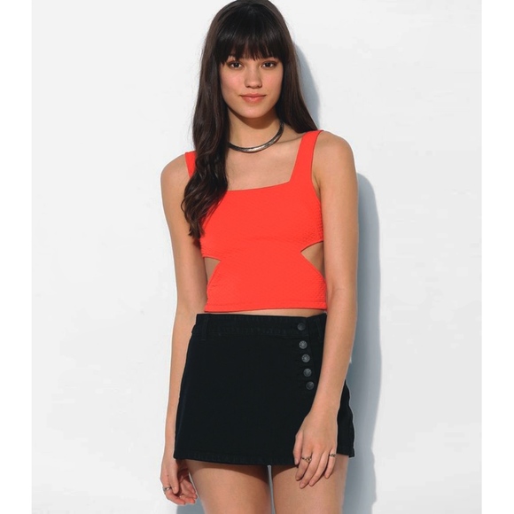 UO // Bodycon Cutout Crop Top - Picture 5 of 5